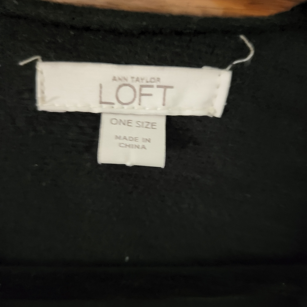 Poncho - Picture 2 of 3